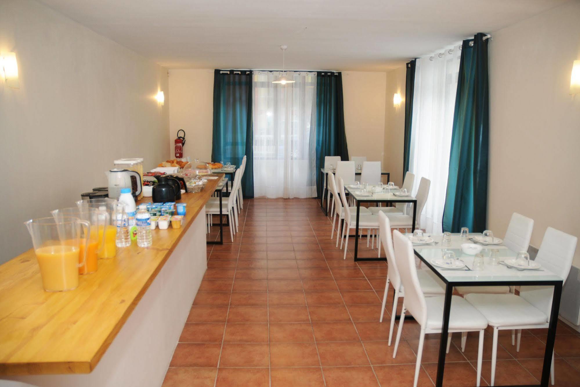 Hotel Morez Luaran gambar