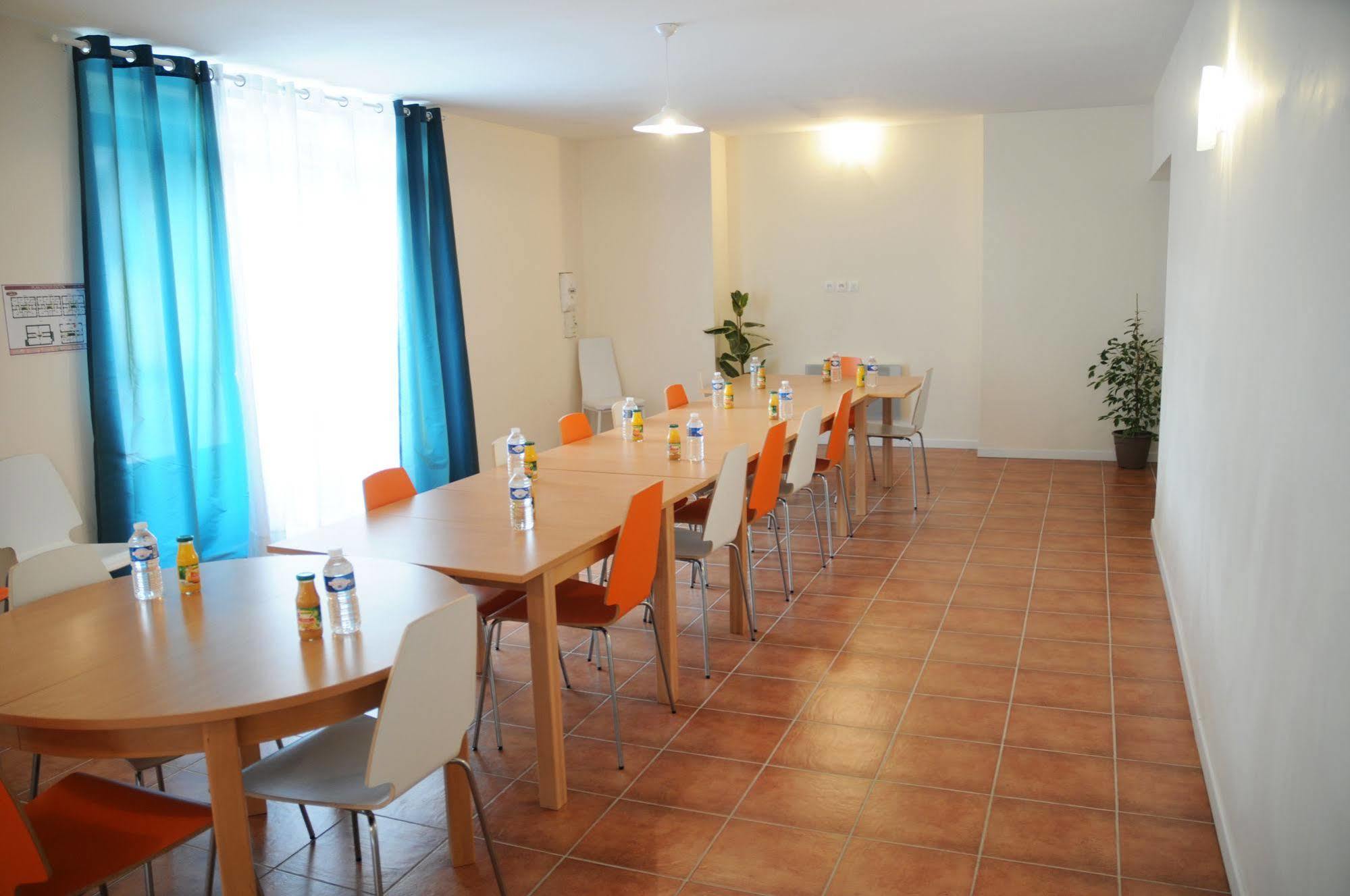 Hotel Morez Luaran gambar